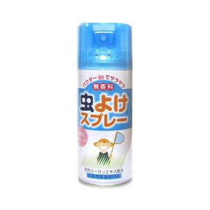 15頭のライオンたちが高い木に登ってガクブル。彼らを脅かした捕食者はいったい?(タンザニア)