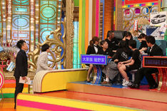 鈴木奈々が珍回答で大家族に土下座するも子供たちの号泣に困惑