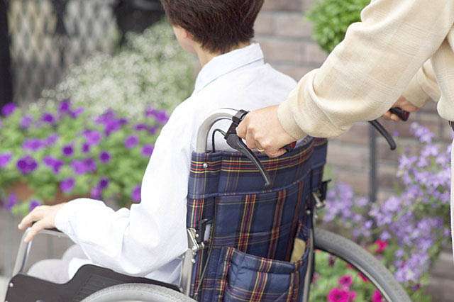 遠方に嫁いだ方や転勤族妻の方、両親の老後どうしますか？