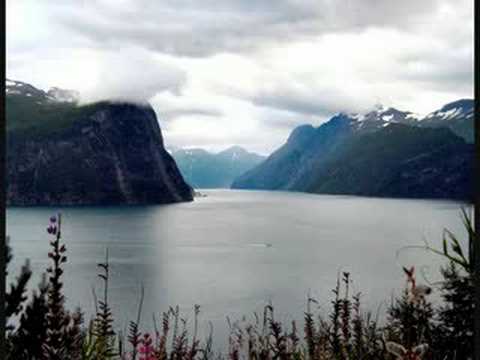 Edvard Grieg - Solveig's Song - YouTube
