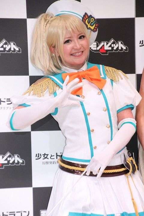 矢口真里、あらためて妊娠否定　腹が２、３段ある