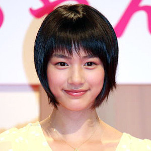 能年玲奈が“生きかた”に悩む「教えてください。私、どうすれば？」。