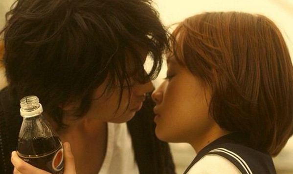 ドラマのキスシーンを貼ってキュンキュンするトピ