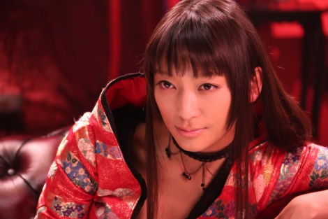 コスプレが似合う芸能人は、誰ですか？