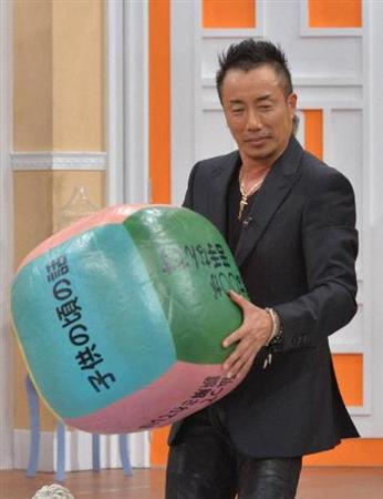 即興コントに無料スタンプ!?　長渕剛が必死すぎるPR展開中「10万人ライブが売れていない…」