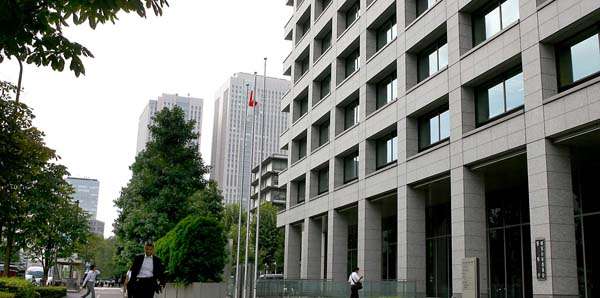 国家公務員「夏のボーナス」大盤振る舞い…実は平均80万円超