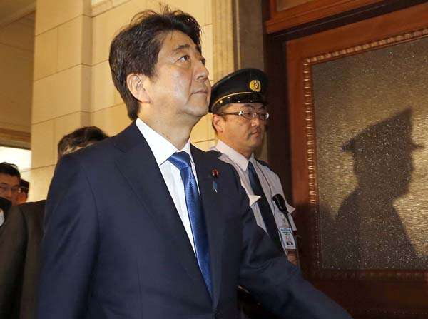 日刊ゲンダイ|支持率さらに下落必至…安倍首相「戦後７０年談話」の大誤算
