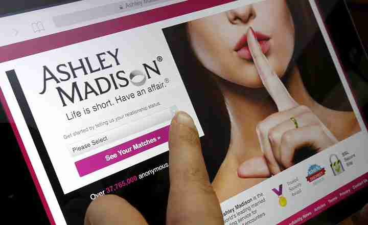 政府関係者も会員だった…「不倫サイト」暴露騒動、世界に衝撃：イザ！