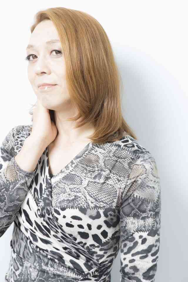 バラエティに引っ張りだこ　噂の“女性装の東大教授”安冨歩とは？ （オリコン） - Yahoo!ニュース