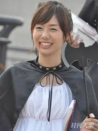 山崎夕貴アナ「元カレの写真は破って捨てる」発言にスタジオ騒然