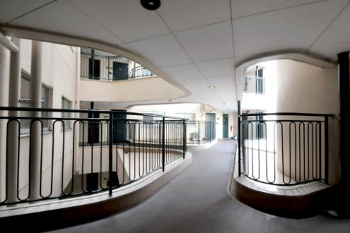 「幼い女の子を縛ることに性的興奮を覚えた」小3女児の手足、ひもで縛る…男子大学生を逮捕
