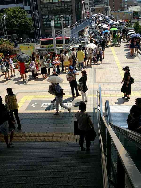 関ジャニ∞、長野コンサートで「野宿ファン続出」の波紋！　シャトルバス整備が原因か