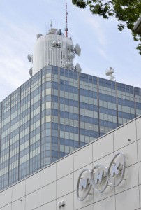 NHKの「受信料ムダ遣い」ランキング…社屋の建て替え費3400億円だけじゃなかった