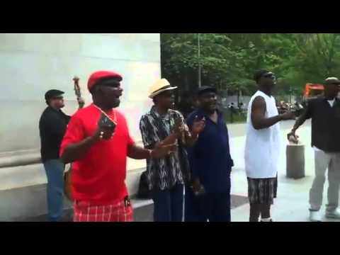 アカペラ で歌う 黒人 のストリートミュージック　Acapella Street Music - YouTube
