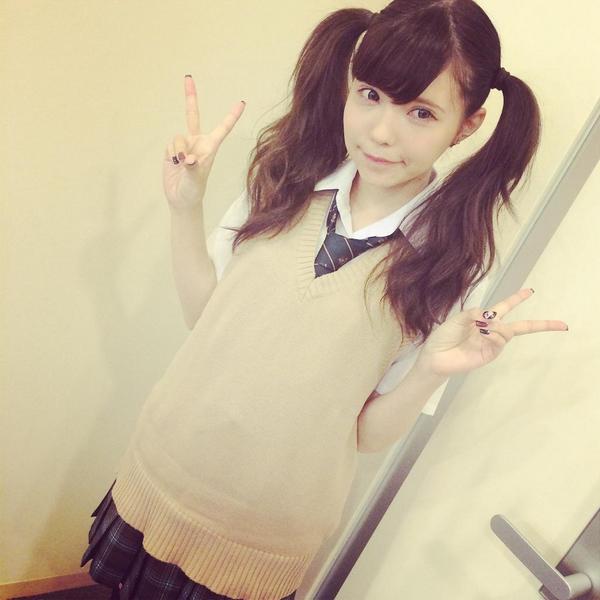 AKB48小嶋陽菜のツインテールが“可愛すぎる”と話題「27歳に見えない」「天使じゃん」