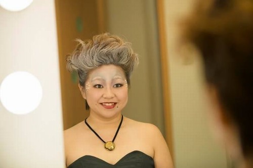 やしろ優らディズニー悪役に変身、清川あさみがヴィランズの魅力表現