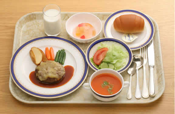 慶應幼稚舎の給食