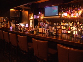 barに行ったら何を注文しますか？