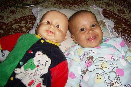 子供の微笑ましい画像
