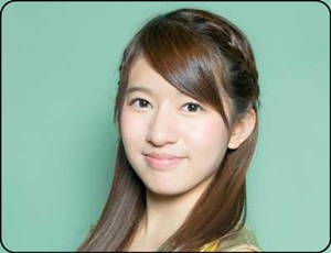 AKB48現役メンバーが「握手会中にスマホしていた」疑惑で大炎上「なんで客が並んでるのにツムツムしてるのよ」