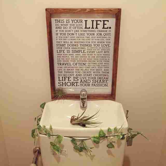 トイレの時何考えてるorしてますか