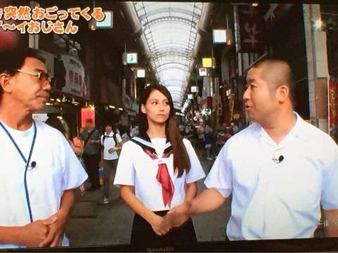 安田美沙子のセーラー服姿に絶賛「まだまだいけますね!」「可愛い!」。
