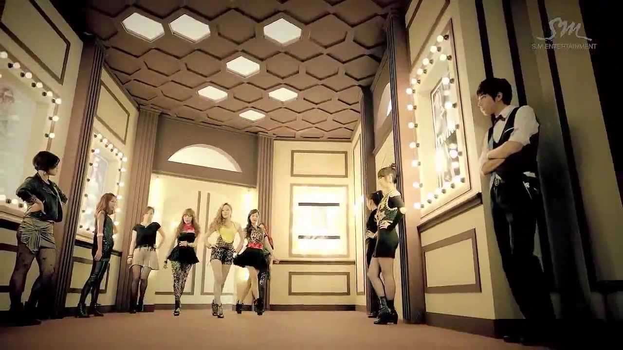 SNSD（少女時代） - TTS　(PV) Twinkle - YouTube