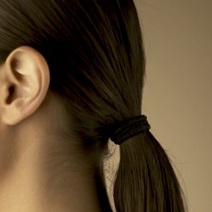 鈴木奈々、視聴者離れ深刻…家庭話暴露に反感殺到「テレビに映ると他局に変える」 | ビジネスジャーナル