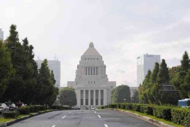 「集団的自衛権は想定外」 政権が依拠する「72年政府見解」作成の元法制局長官が激白 〈週刊朝日〉｜dot.ドット 朝日新聞出版
