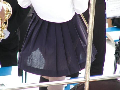 電車内でスカート切られる…東武東上線で女子高生狙い15件
