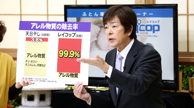 パールのネックレスとイヤリング