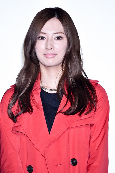北川景子主演のドラマ「探偵の探偵」視聴率急落 フジ全滅の危機も