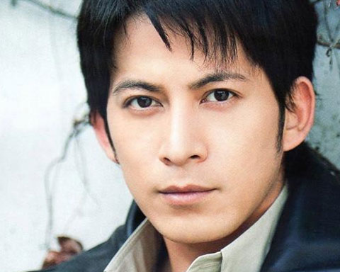 アジア系のかっこいい男性で癒されるトピ