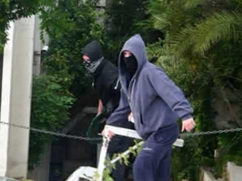 Wake up - Rage Against The Machine - YouTube