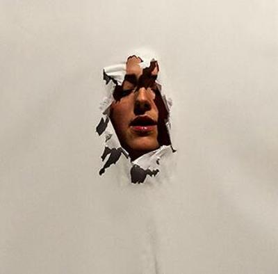 中学生の息子が彼女連れてきたらどうするべきですか