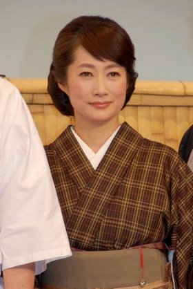 色気がある40歳以上の有名人