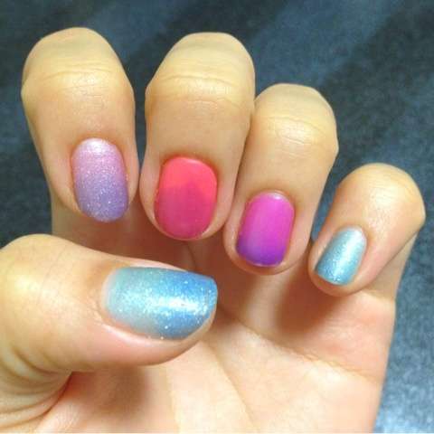 どこのマニキュア使ってますか？