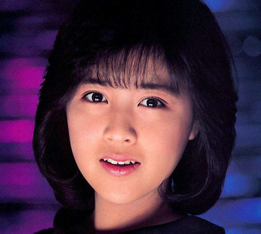 現在40歳以上の女優さんの、一番綺麗だった頃の写真