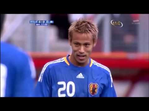 本田圭佑.中村俊輔.フリーキック衝突「おれ、だって！」（動画)オランダ戦「2009/9/5」 - YouTube