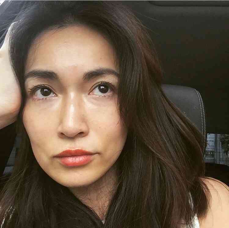 長谷川京子　就寝前の写真公開で「セクシー過ぎ」「気絶」