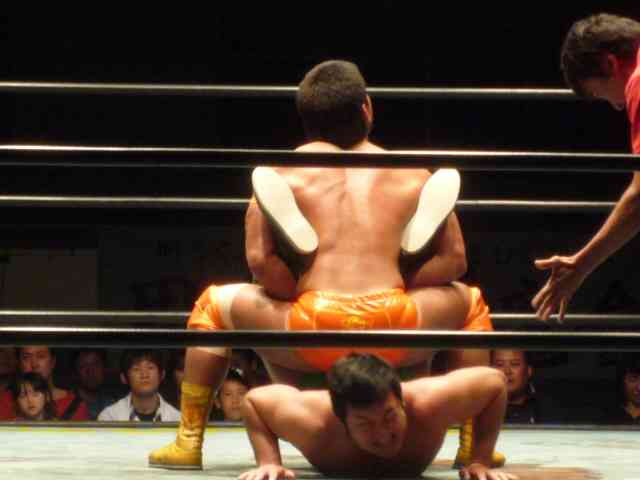 ホストクラブって行ったことある？