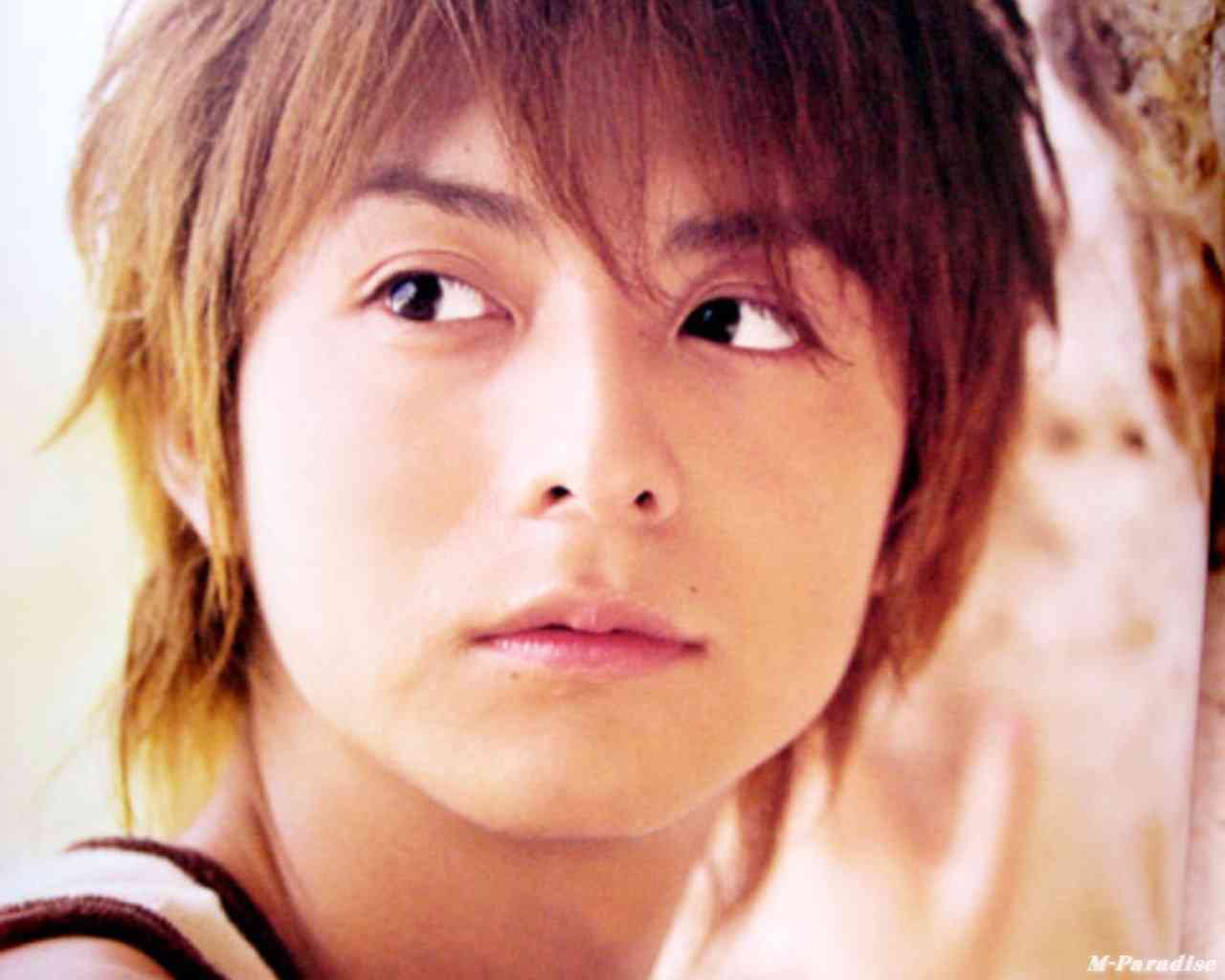 ウエンツ瑛士が親友の暴露話に動揺「泥酔したフリしてキスしてくる」