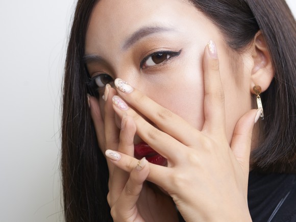 ざわちんが7日間連続で有名人に大変身！白石麻衣、有村架純、水原希子など