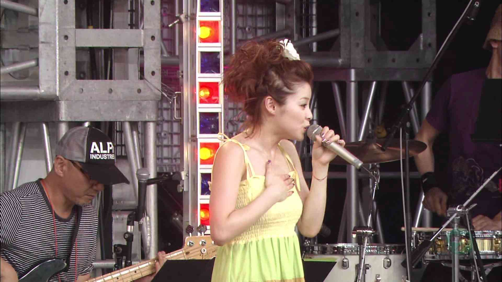 松浦亜弥 - 純愛ラプソディ - YouTube