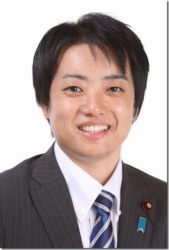 武藤貴也議員の“未成年買春”を相手男性が告白