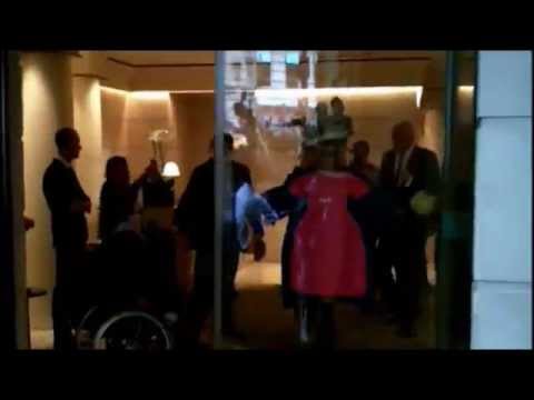 Lady Gaga Park Hyatt Vendôme Paris 22-09-12 - YouTube