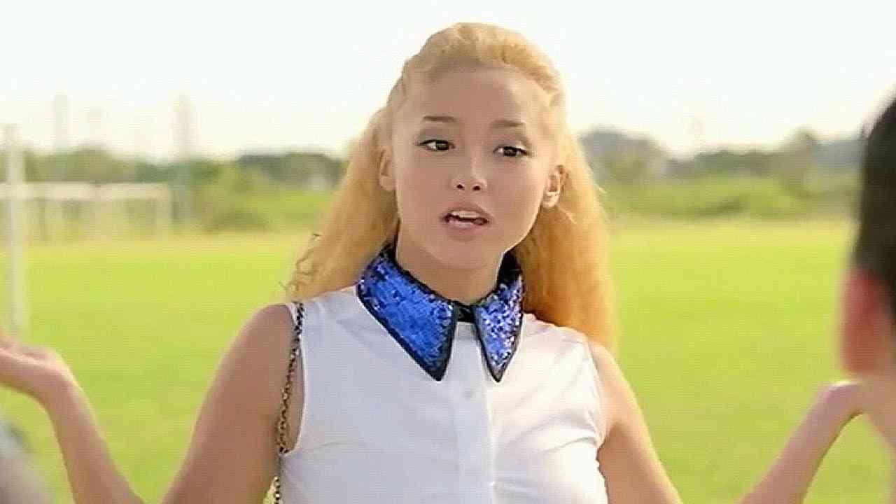 いいなCM　スニッカーズ　沢尻エリカ　「サッカー」篇15秒+30秒 - YouTube