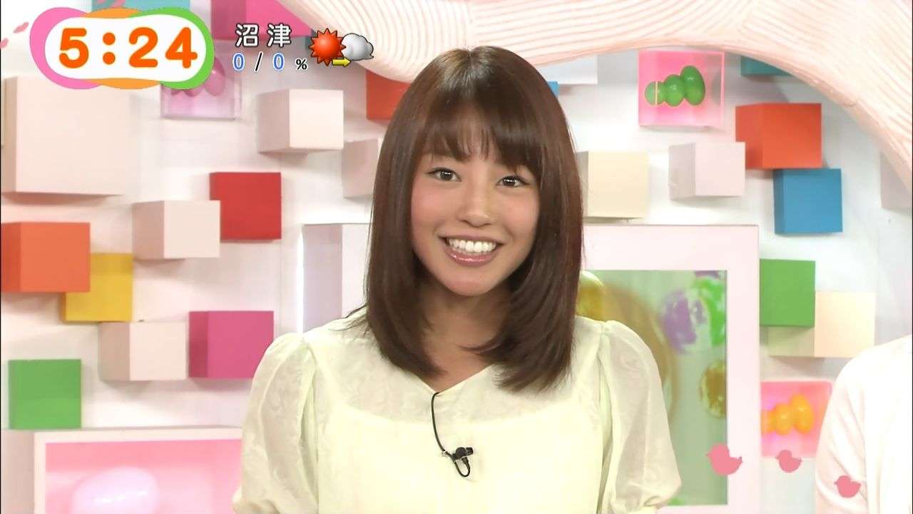 “黒い”フリーキャスター・岡副麻希と桐谷美玲が対面、桐谷マネージャーも「結構似てる」