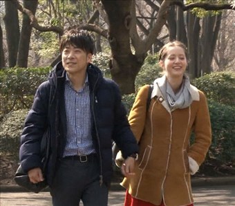 春香クリスティーン、“おひとり様”すぎて破局した？　席バラバラの仰天デート明かす