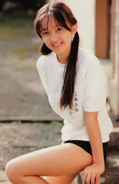 現在40歳以上の女優さんの、一番綺麗だった頃の写真